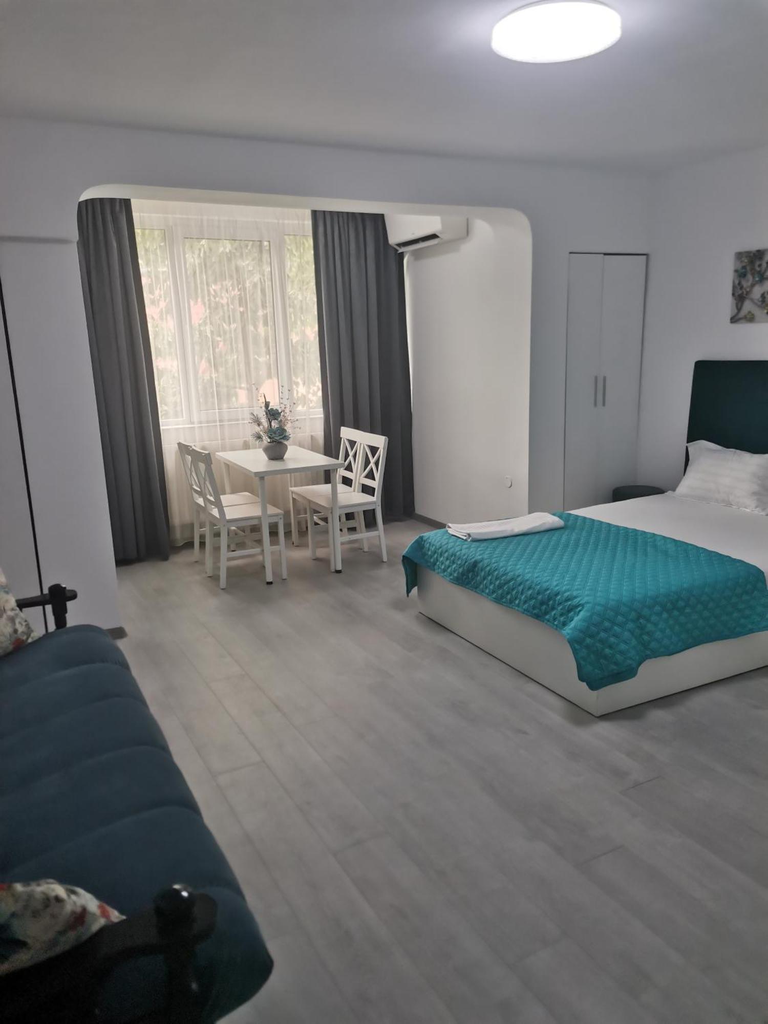 Zenlux Hotel Iasi Eksteriør billede