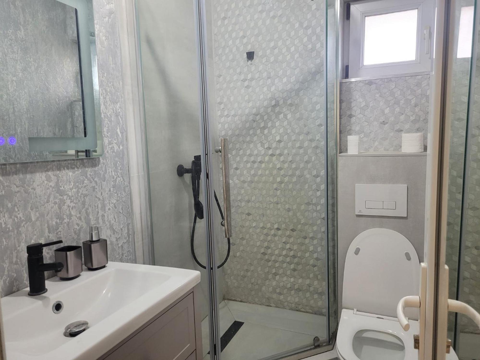Zenlux Hotel Iasi Eksteriør billede